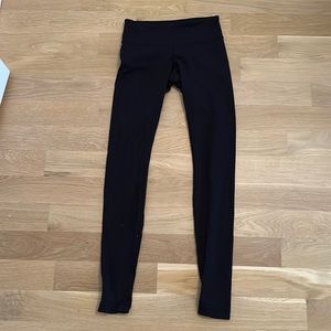 Lulu low rise leggings